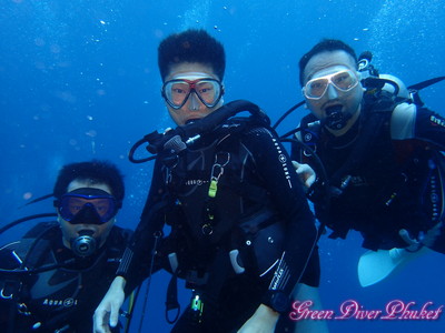 プーケット日帰りダイビング ラチャノイ島ラチャヤイ島 ファンダイビング 写真